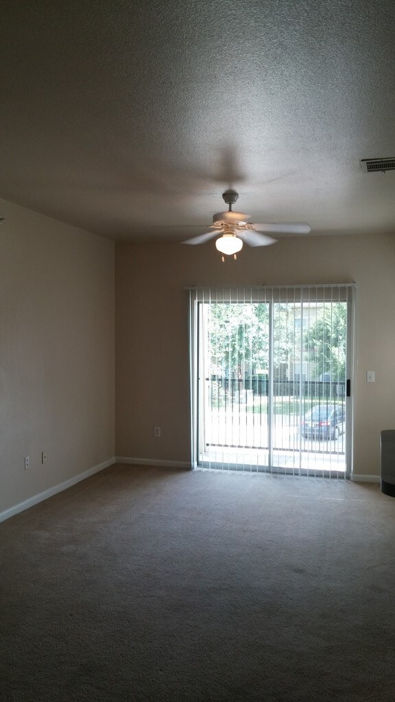 Stratton Oaks Apartments in Seguin, TX