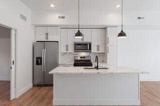 506 Foreland St in Pittsburgh, PA - Building Photo - Building Photo