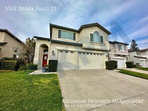 5562 Brook Falls Ct in Stockton, CA - Building Photo - Building Photo