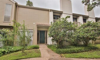 2100 Tanglewilde St in Houston, TX - Building Photo
