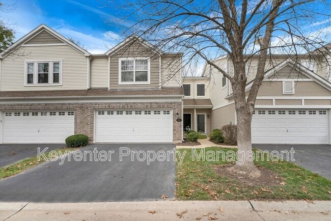 102 Kingston Terrace Ct in St. Charles, MO - Building Photo - Building Photo