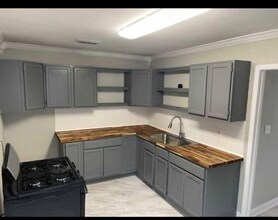 425 Bartlett Dr in Corpus Christi, TX - Building Photo - Building Photo