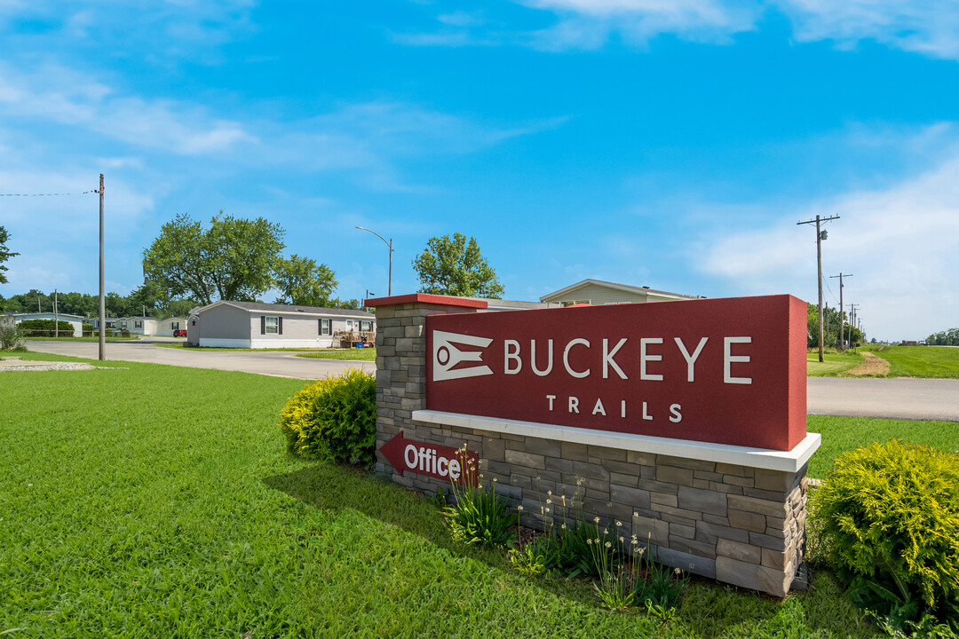 Buckeye Trails in Lockbourne, OH - Building Photo