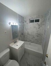 79 Church Dr in Mastic Beach, NY - Building Photo - Building Photo