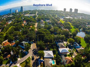 3136 W EUCLID AVE N in Tampa, FL - Foto de edificio - Building Photo