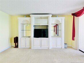 8750 S Ocean Dr in Jensen Beach, FL - Building Photo - Building Photo