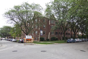 4651-4653 N Wolcott Ave Apartments