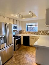 1842 Topaz Ave in Ventura, CA - Building Photo - Building Photo