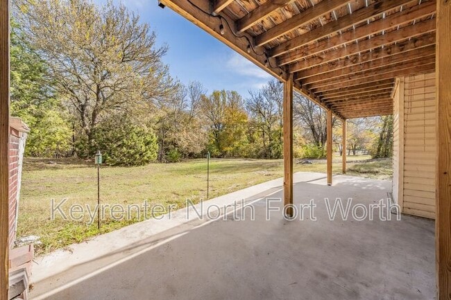105 Horizon Cir in Azle, TX - Building Photo - Building Photo
