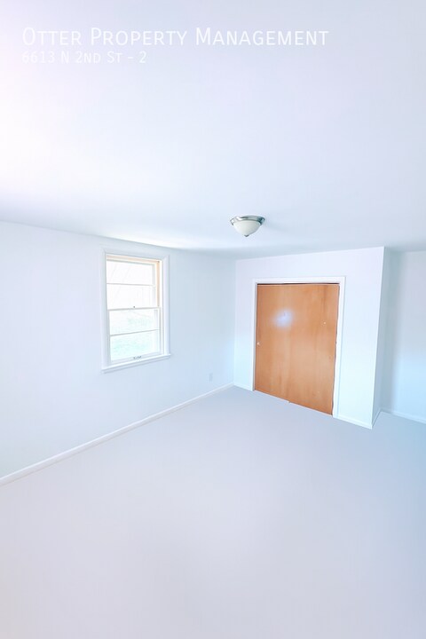 6613 N 2nd St in Philadelphia, PA - Building Photo