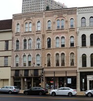 608 N Broadway in Milwaukee, WI - Building Photo