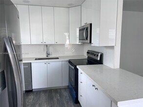 89 Brittany Ln in Delray Beach, FL - Building Photo - Building Photo