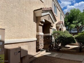 1285 Large Cap Dr in Henderson, NV - Foto de edificio - Building Photo