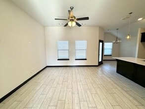 12629 NW 3rd Terrace in Yukon, OK - Building Photo - Building Photo