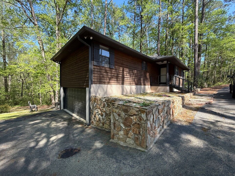 126 Midland Dr in Graniteville, SC - Foto de edificio