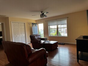 16 Oriole Dr in Killingly, CT - Building Photo - Building Photo