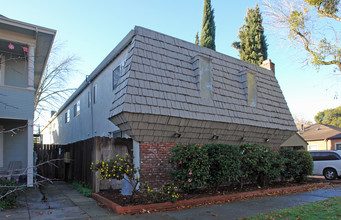 2608 Q St in Sacramento, CA - Building Photo - Building Photo