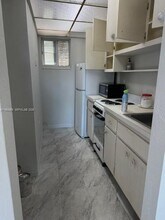 8601 SW 68th Ct in Pinecrest, FL - Building Photo - Building Photo