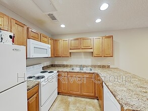 8435 Chisholm Rd in Pensacola, FL - Building Photo - Building Photo