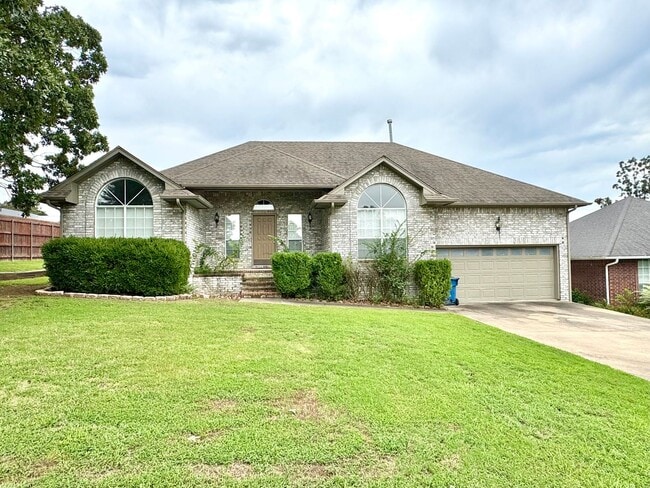 property at 1713 Red Bud Ln