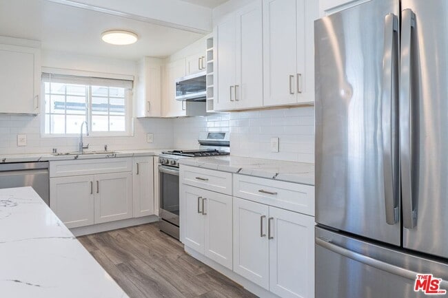 property at 6337 Bellaire Ave