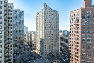 Kenwood Condo in Chicago, IL - Building Photo - Building Photo