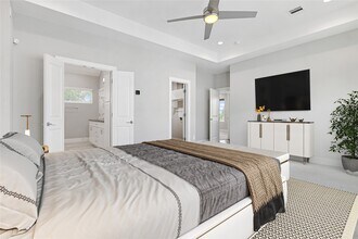 1222 Upton St in Houston, TX - Building Photo - Building Photo