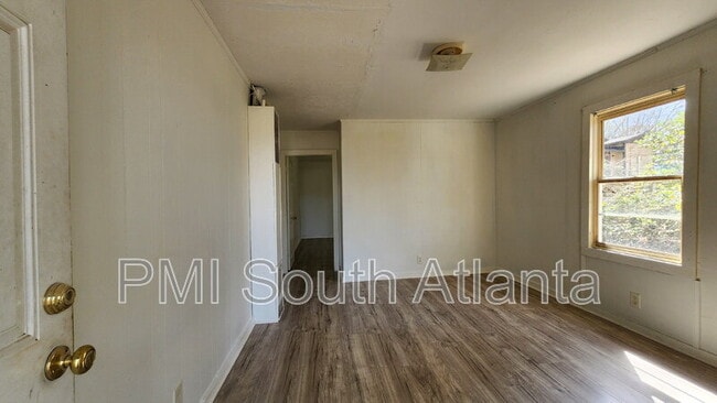140 Realty St in Griffin, GA - Building Photo - Building Photo