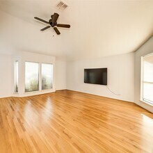 14226 Woodnook Dr in Houston, TX - Building Photo - Building Photo