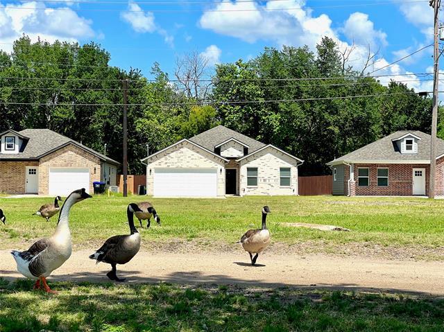 807 Sayle St in Greenville, TX - Building Photo - Building Photo