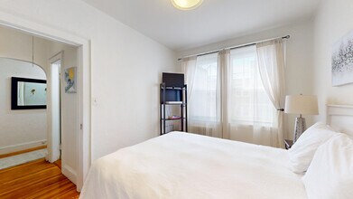 90 Kilsyth Rd, Unit 43 in Boston, MA - Foto de edificio - Building Photo