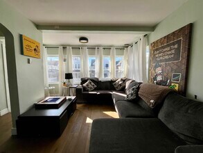 105 N Windsor Ave in Atlantic City, NJ - Building Photo - Building Photo