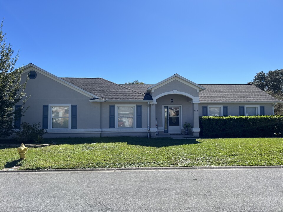 453 Island View Cir in St. Augustine, FL - Building Photo