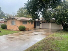 2014 S 45th St in Temple, TX - Building Photo