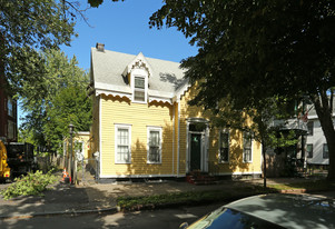 145 Front St in Schenectady, NY - Building Photo