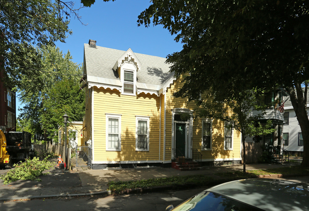 145 Front St in Schenectady, NY - Foto de edificio