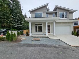 10-7138 Marble Hl in Chilliwack, BC - Building Photo