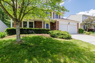 8047 Simfield Rd in Dublin, OH - Building Photo - Building Photo