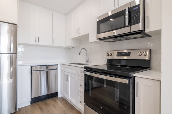 The Mayfair in Stratford, ON - Building Photo - Interior Photo