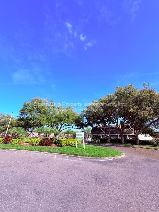 property at 15436 E Pond Woods Dr