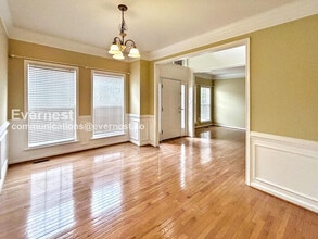 8197 Tenbrook Dr in Gainesville, VA - Building Photo - Building Photo