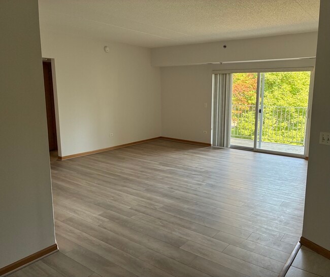 property at 927 Elderberry Cir