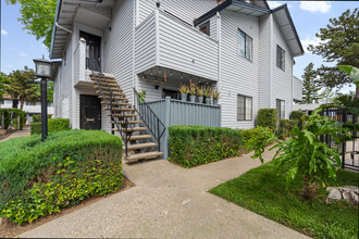 Marigold Lane Apartments in Sacramento, CA - Building Photo - Building Photo