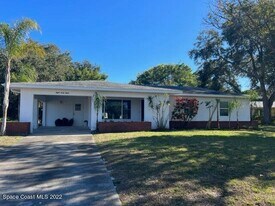 868 Vance Cir NE in Palm Bay, FL - Building Photo