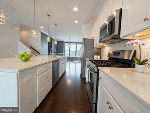 8430 Pine Bluff Rd in Frederick, MD - Building Photo - Building Photo