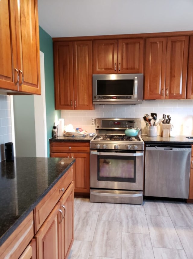 1512 Chatham Colony Ct in Reston, VA - Building Photo - Building Photo