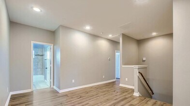 1925 Timber Oaks Dr in Garland, TX - Building Photo - Building Photo