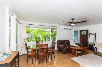 308 Maluniu Ave in Kailua, HI - Building Photo - Building Photo