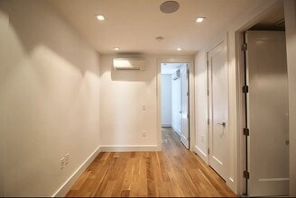 223 E 93rd St in New York, NY - Building Photo - Building Photo