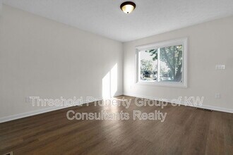 3672-3678-3678 Arnelle Rd in Columbus, OH - Building Photo - Building Photo